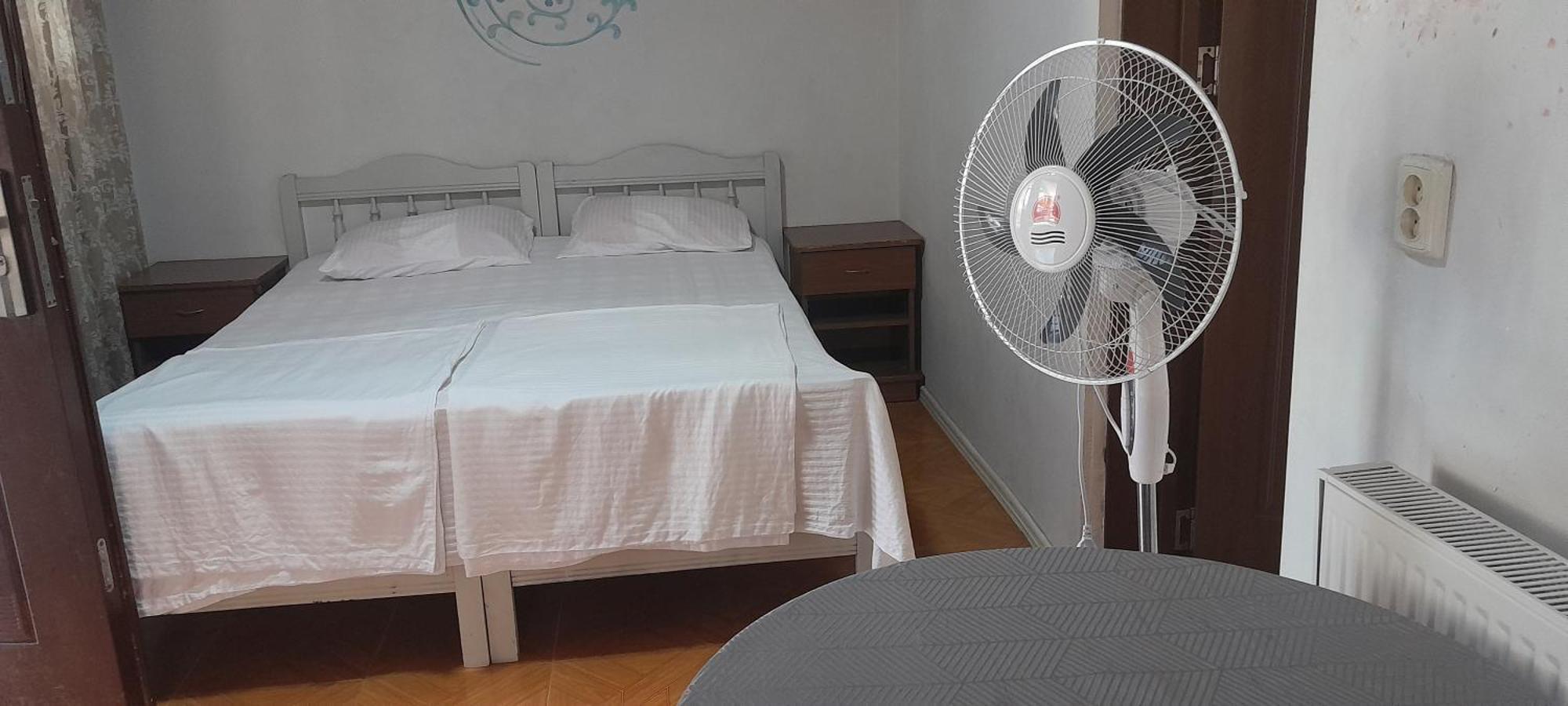 Zaza Guest House 科布列季 客房 照片
