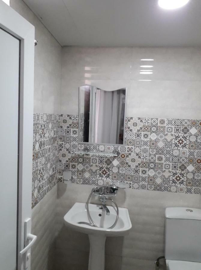 Zaza Guest House 科布列季 外观 照片