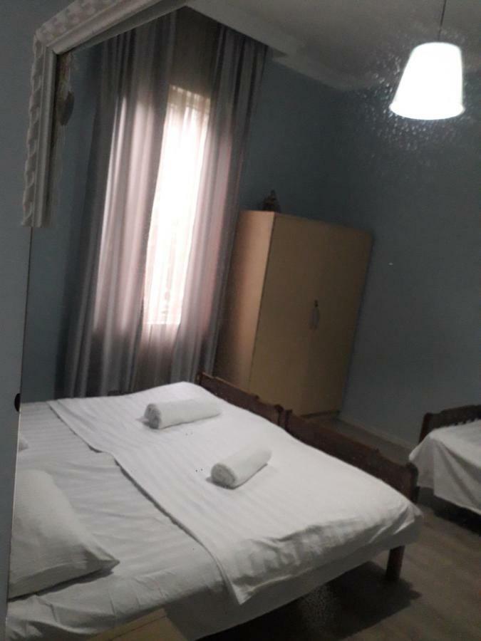 Zaza Guest House 科布列季 外观 照片