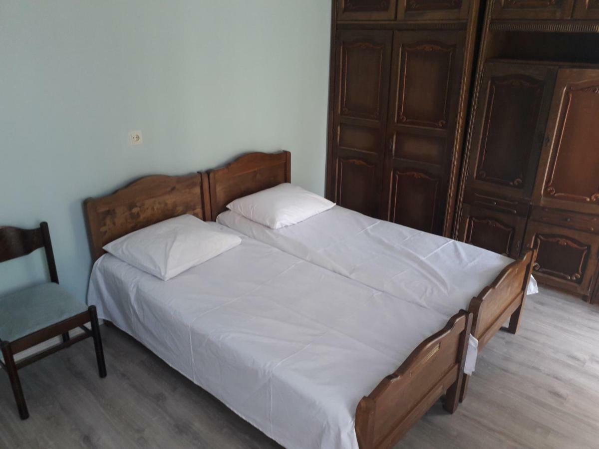 Zaza Guest House 科布列季 外观 照片